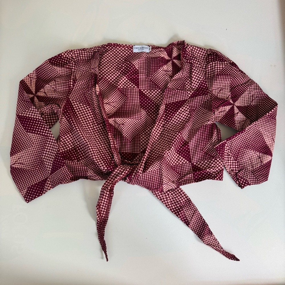 Chen Burkett New York Geometric Patterned Cropped Tie-Front Top SS